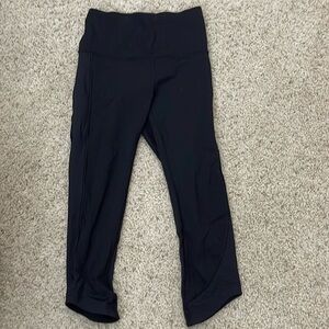 Black crop lululemon leggings